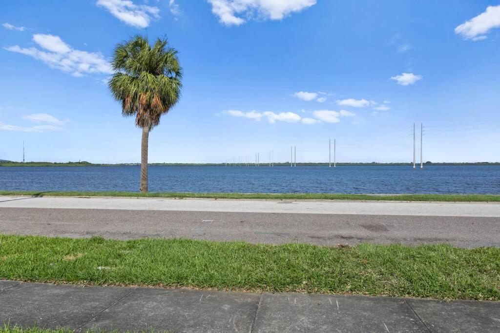 Island Time 1Br Waterfront Apt With View Of The Bay Villa Tampa Exterior photo